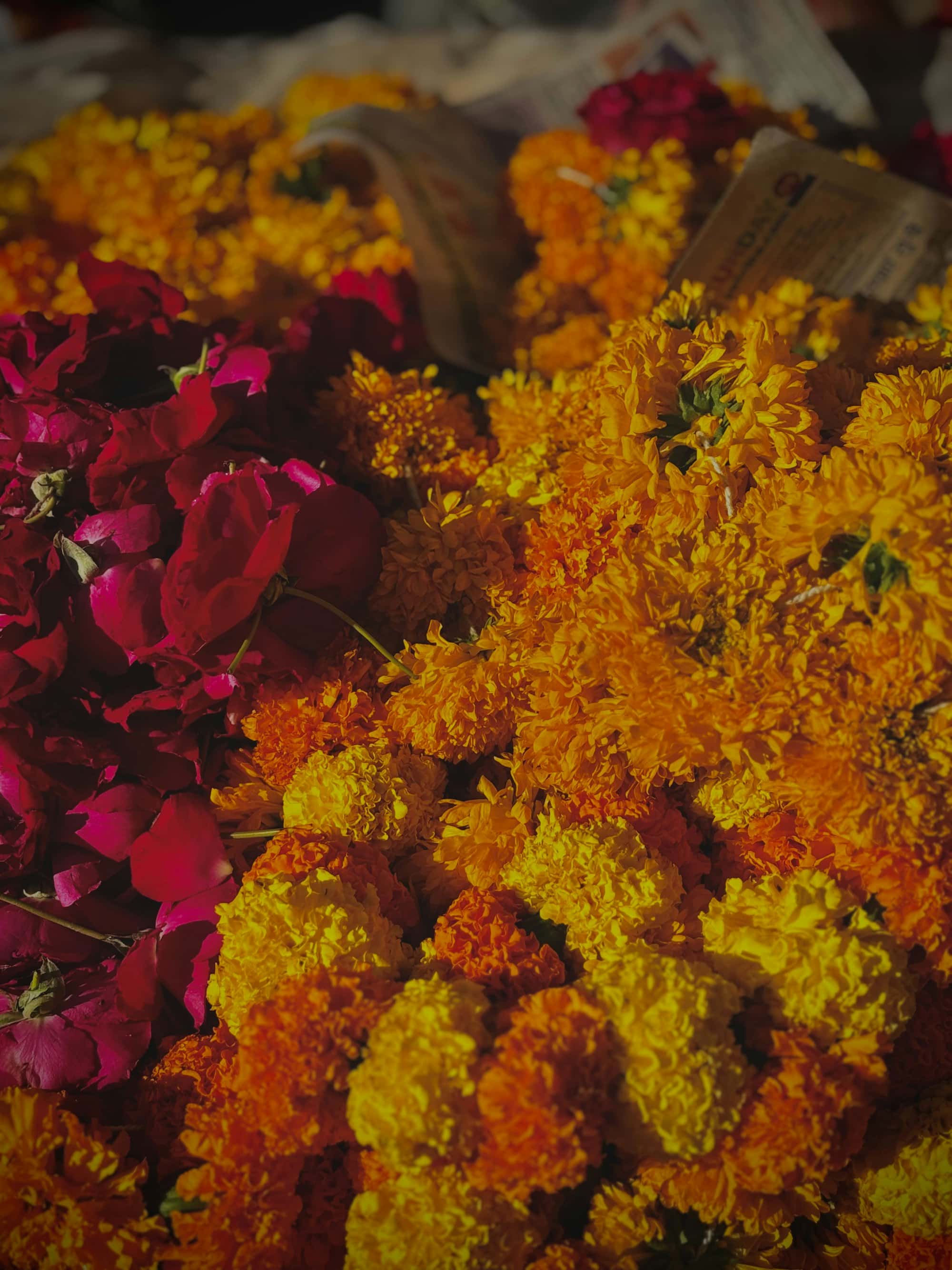 Pooja Flowers Home Delivery in Pune